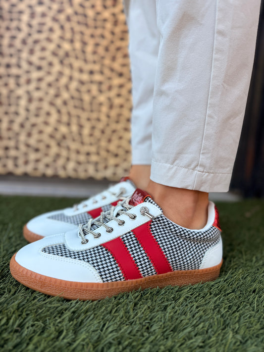 Heads up Houndstooth