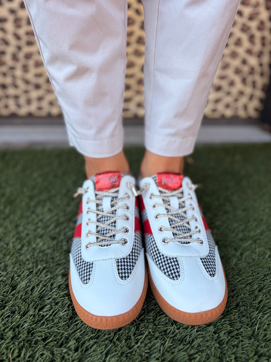 Heads up Houndstooth
